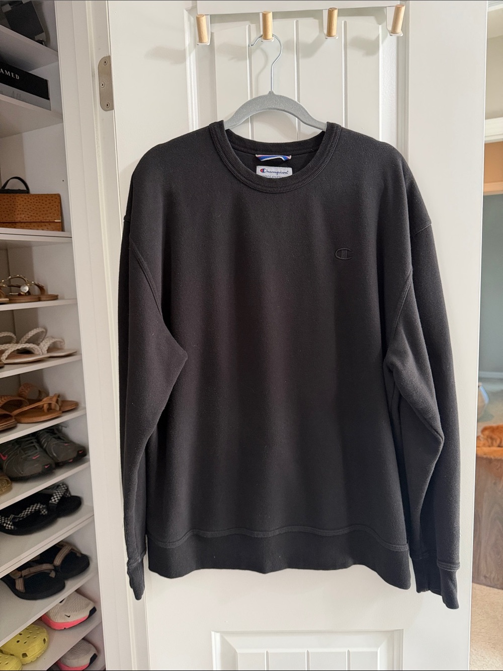 Champion Men’s Black Crewneck Sweatshirt